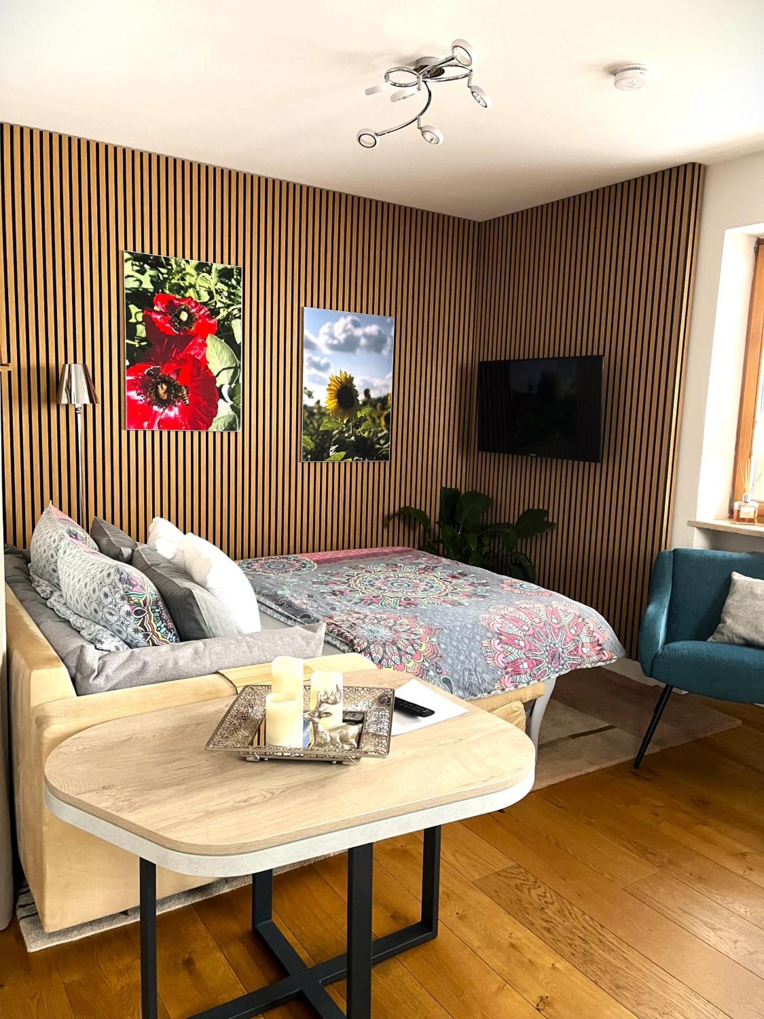 Apartment Wohlfuehlplatzl - Urgemuetlich & Ruhig Vogtareuth 外观 照片