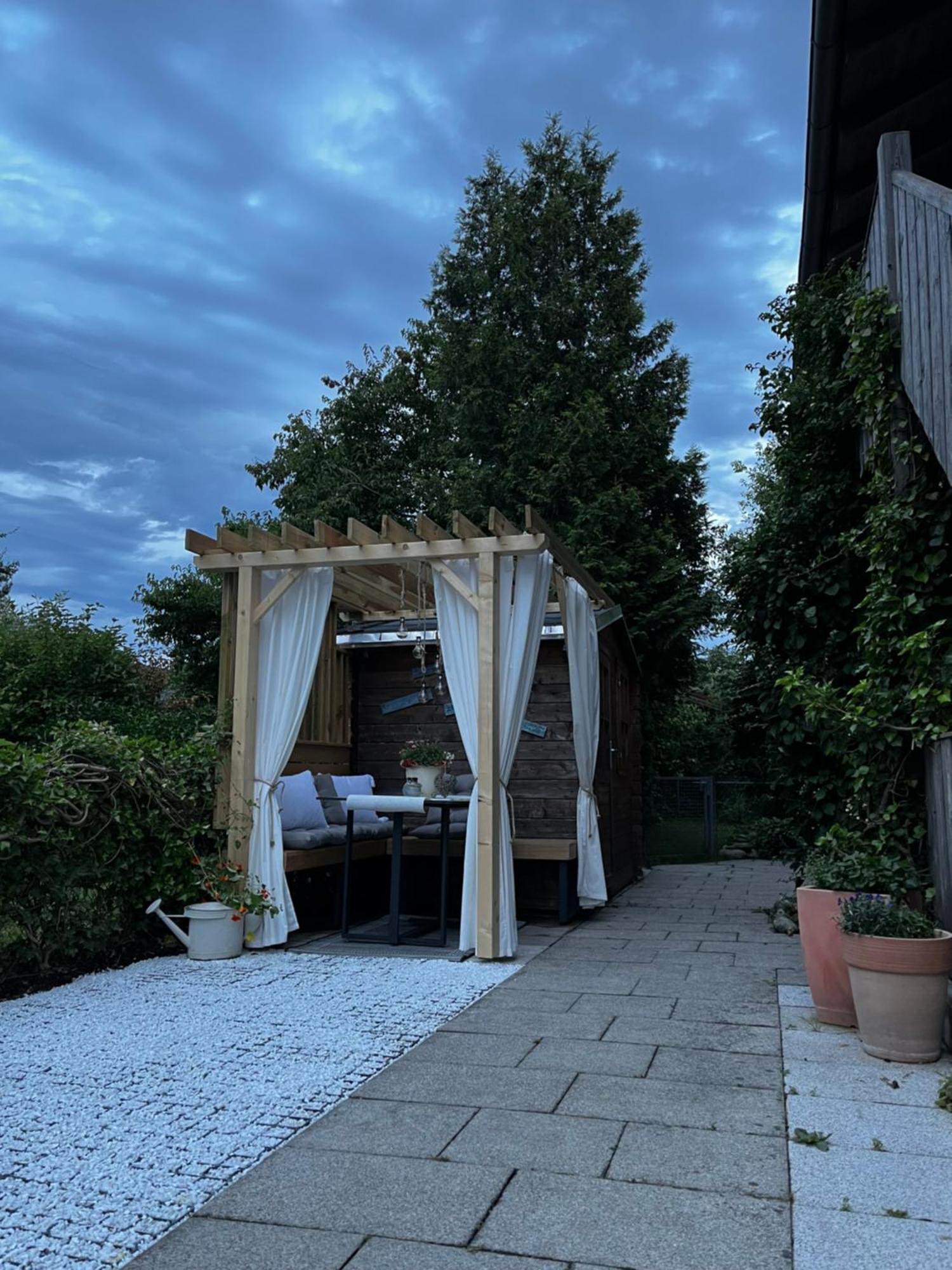 Apartment Wohlfuehlplatzl - Urgemuetlich & Ruhig Vogtareuth 外观 照片