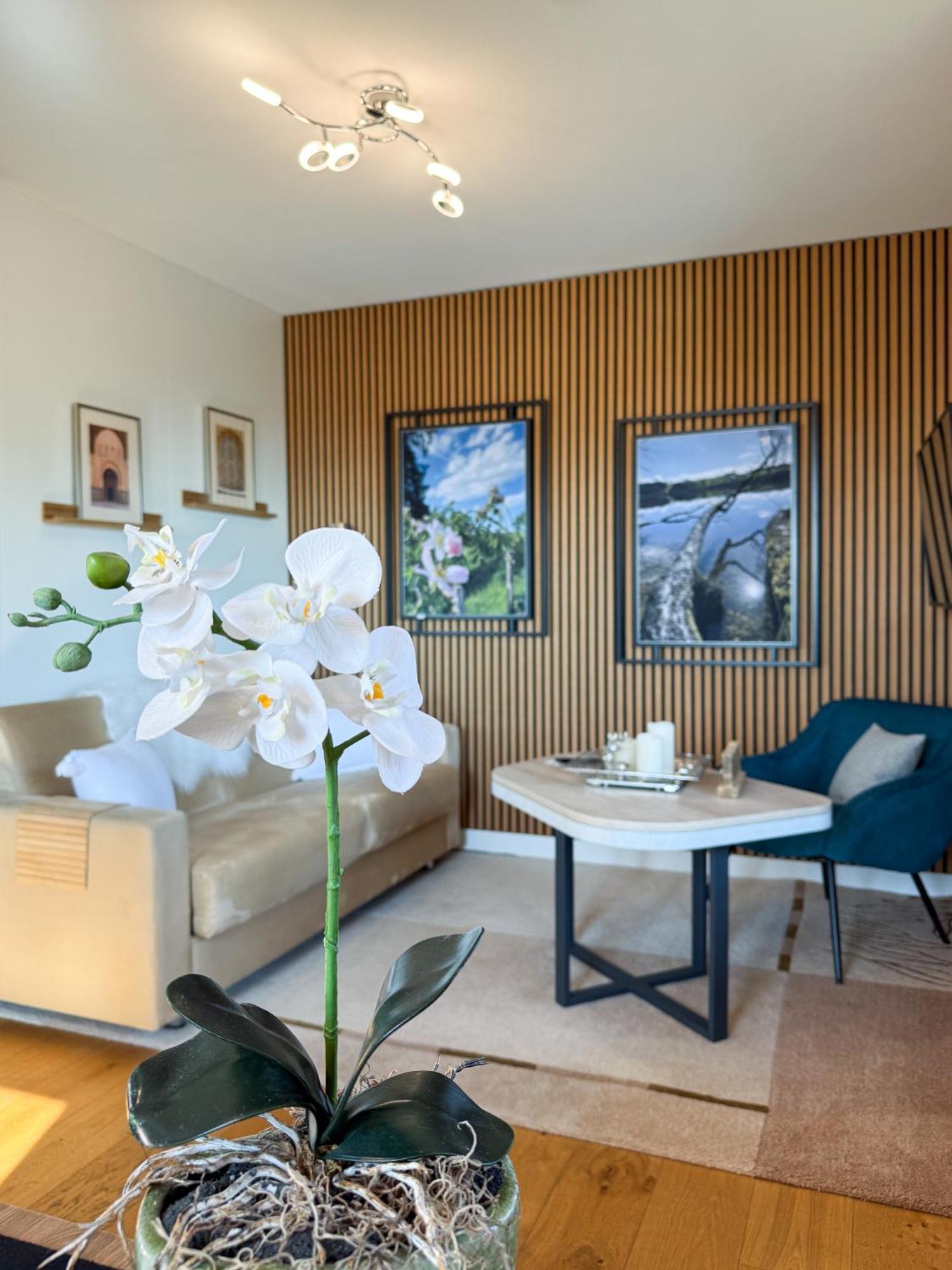 Apartment Wohlfuehlplatzl - Urgemuetlich & Ruhig Vogtareuth 外观 照片